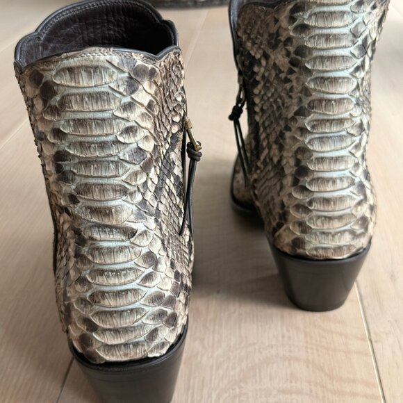 STALLION BLUE PYTHON ZORRO - Picture 6 of 9